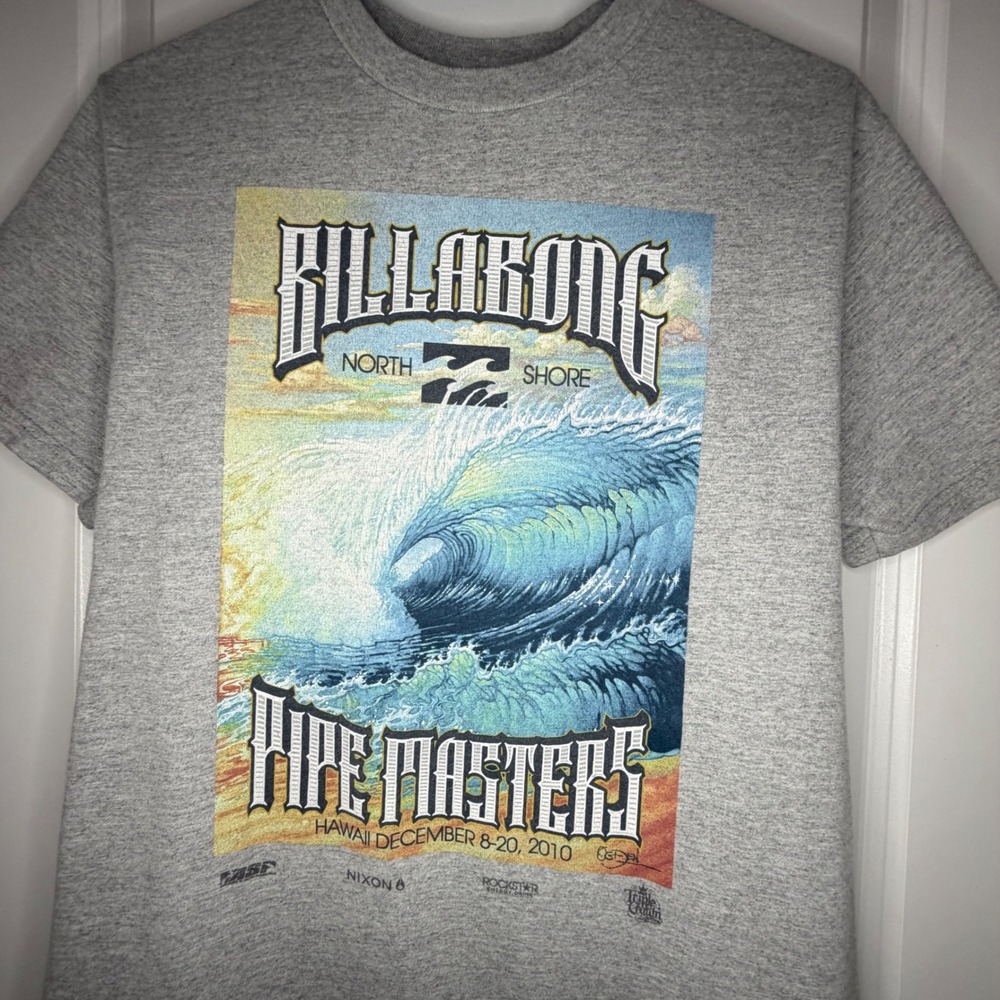 Vintage 2010 Billabong North Shore Pipe‎ Masters Hawaii Surf Graphic Gray Shirt